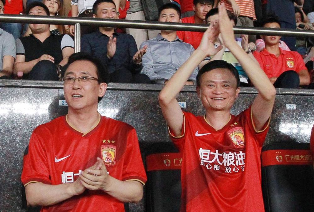 监制关锦鹏堪称;情感教父，《致我们终将逝去的青春》后与赵又廷、杨子姗再度合作，将极致纯爱进行到底